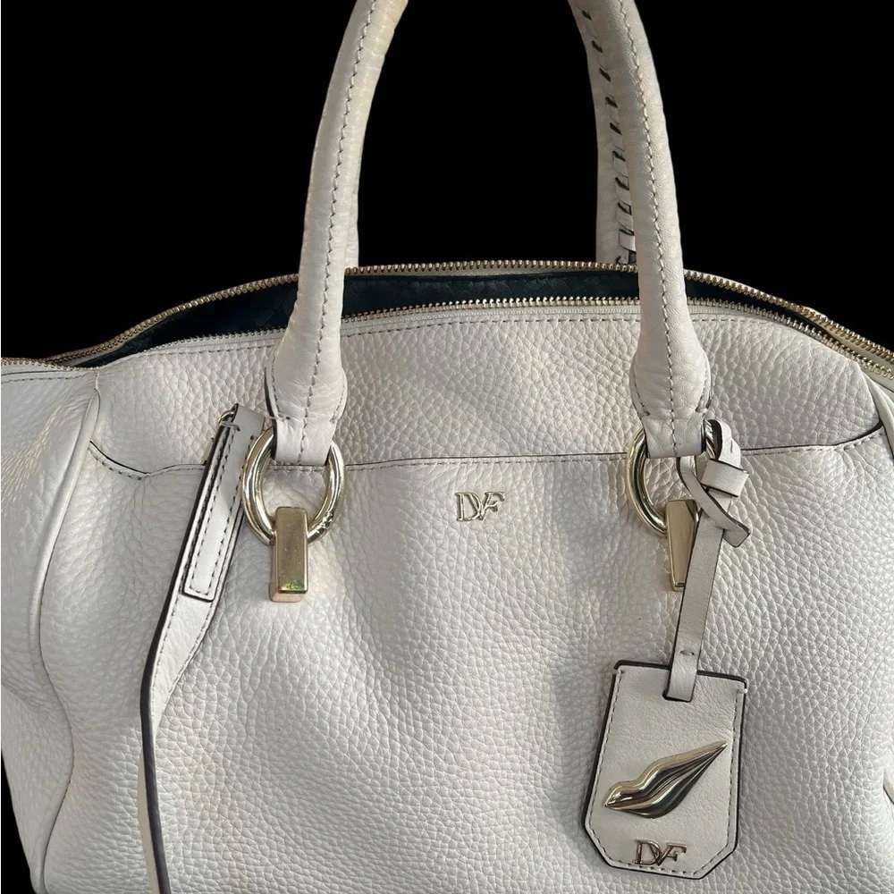 Diane Von Furstenberg chic white